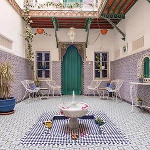 زيارة الفندق